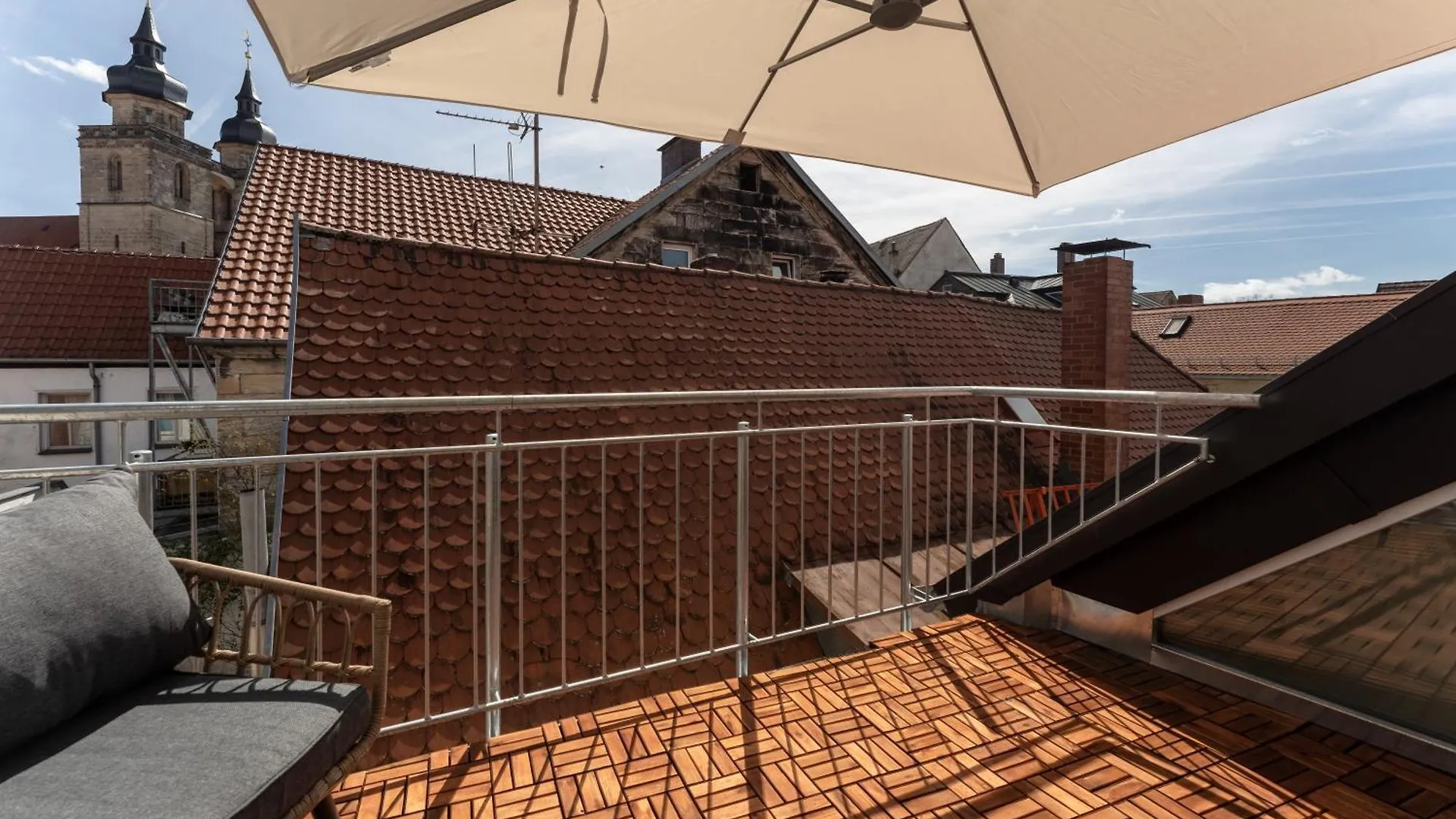 באיירוט Ferienwohnungen Im Herzen Der Stadt